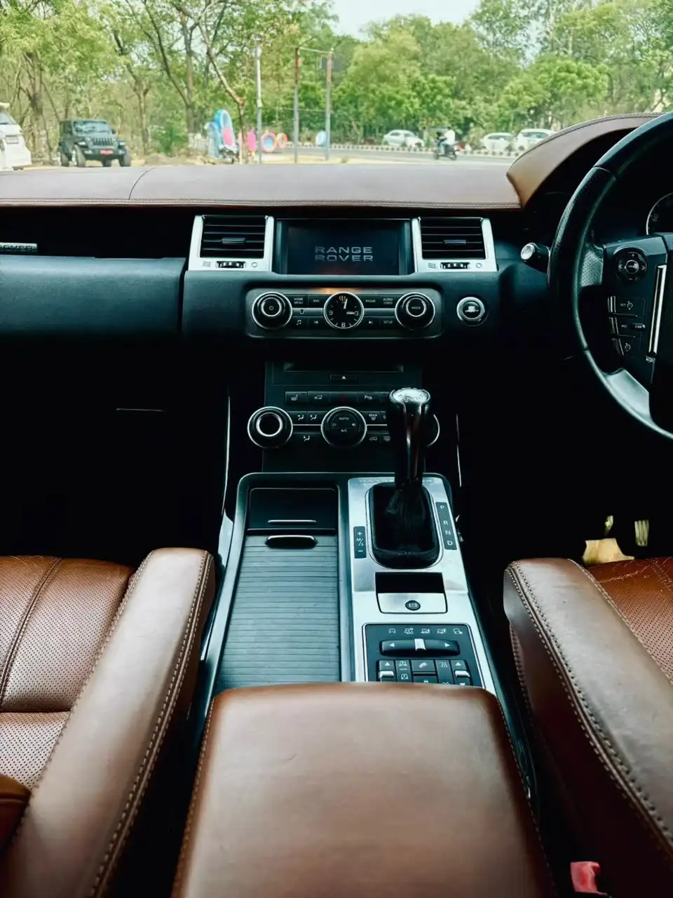Range Rover Staring View