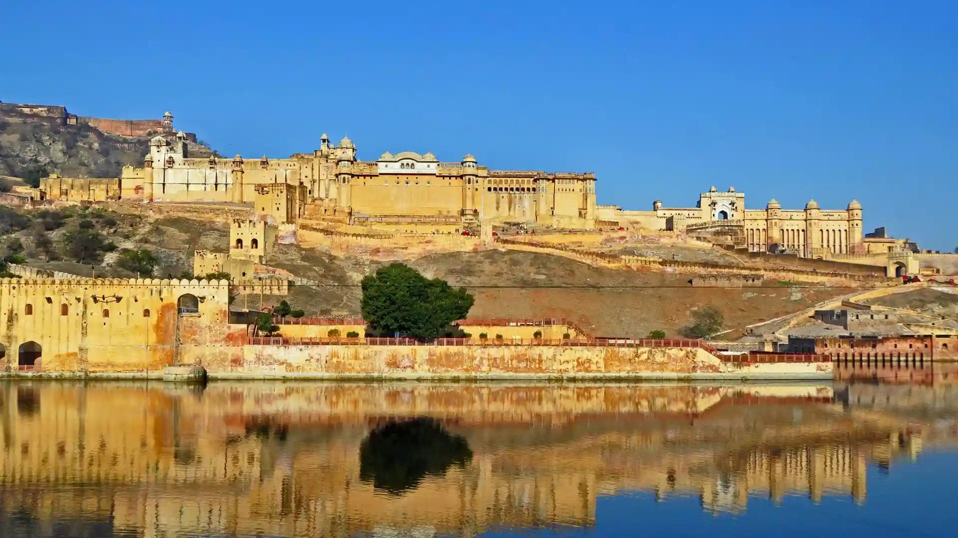Amer Fort Tour Hire
