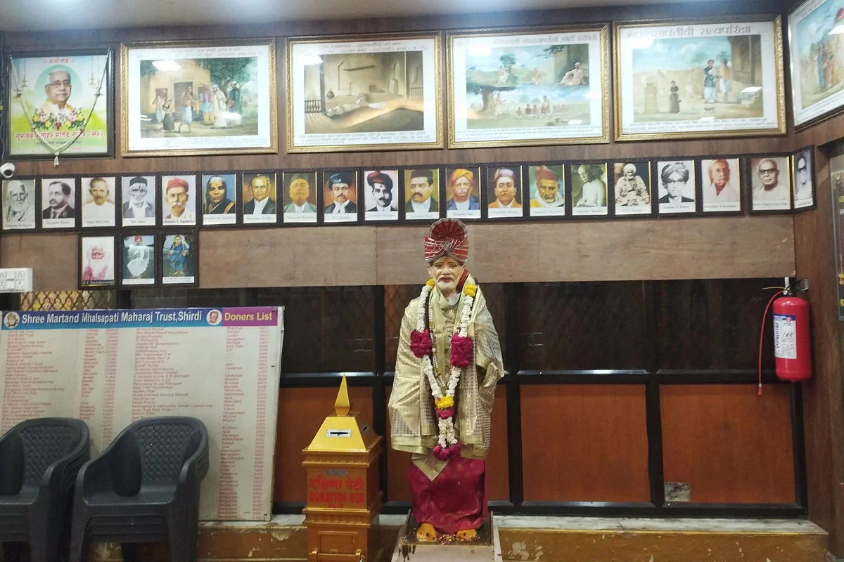 Dixit Wada Museum Tour Hire