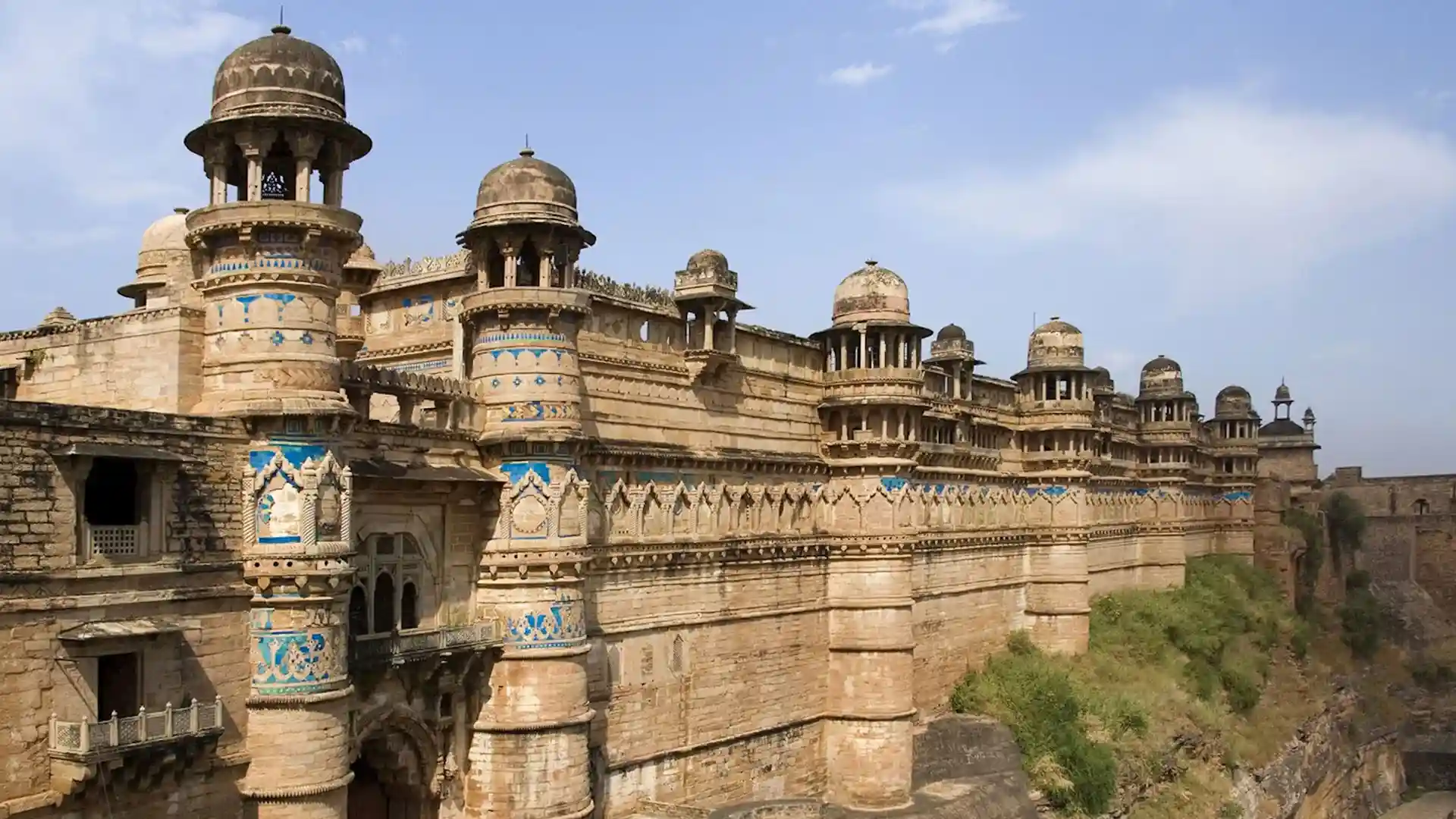 Man Mandir Palace Tour Hire