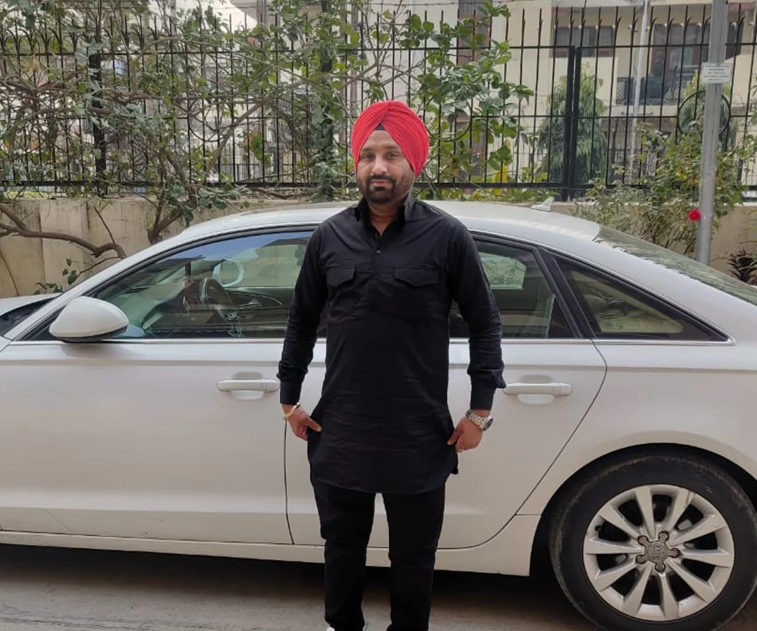 Trilochan singh Victoria Travels